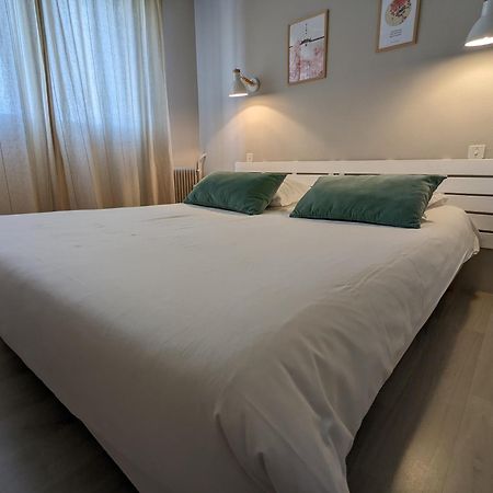 Fuzei Hotel Lorient-Ланестер Экстерьер фото