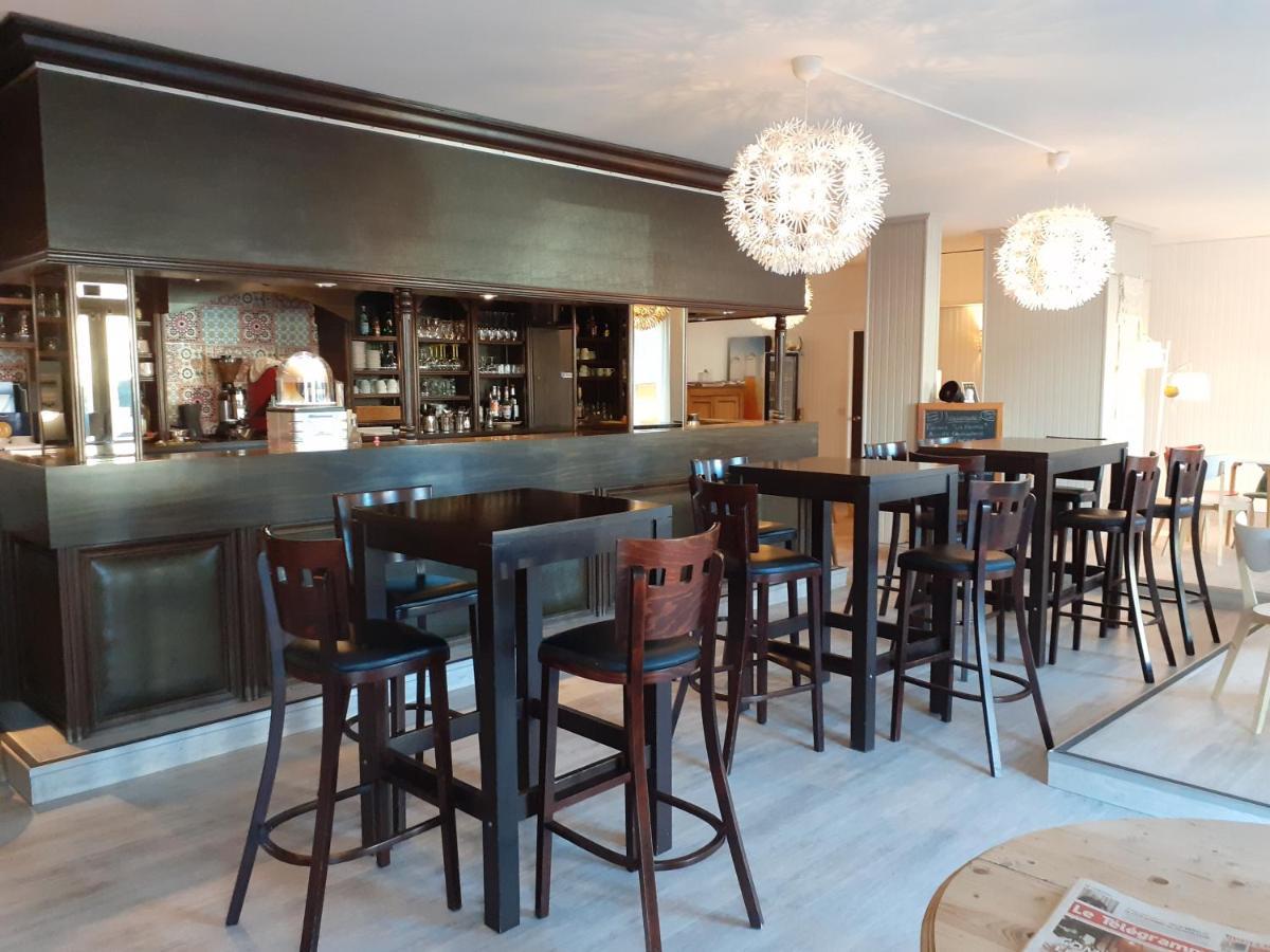 Fuzei Hotel Lorient-Ланестер Экстерьер фото
